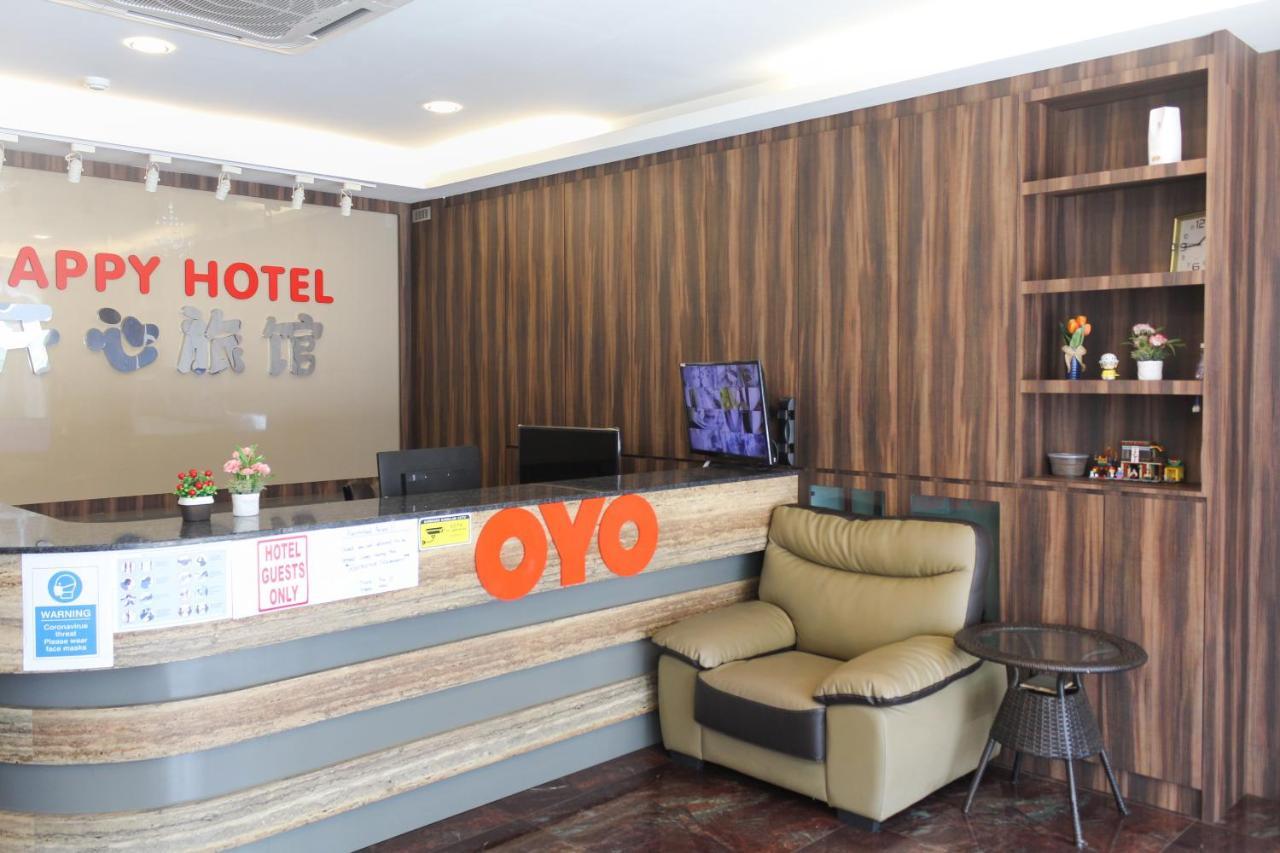 Oyo 90027 Happy Hotel Johor Bahru Extérieur photo