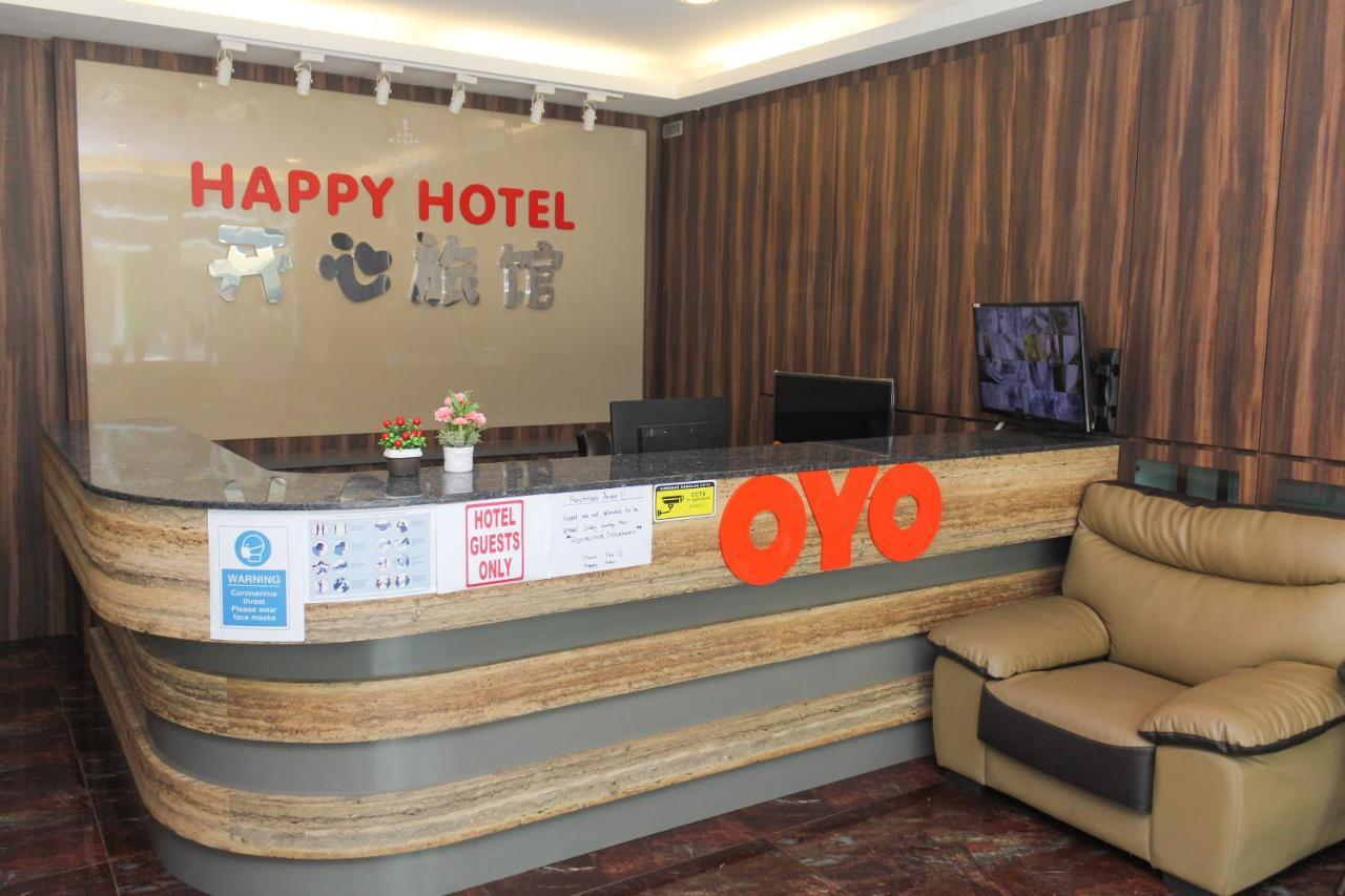 Oyo 90027 Happy Hotel Johor Bahru Extérieur photo